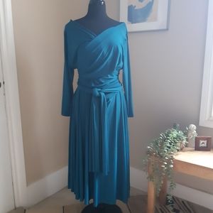 Henkaa convertable Iris dress (midi)